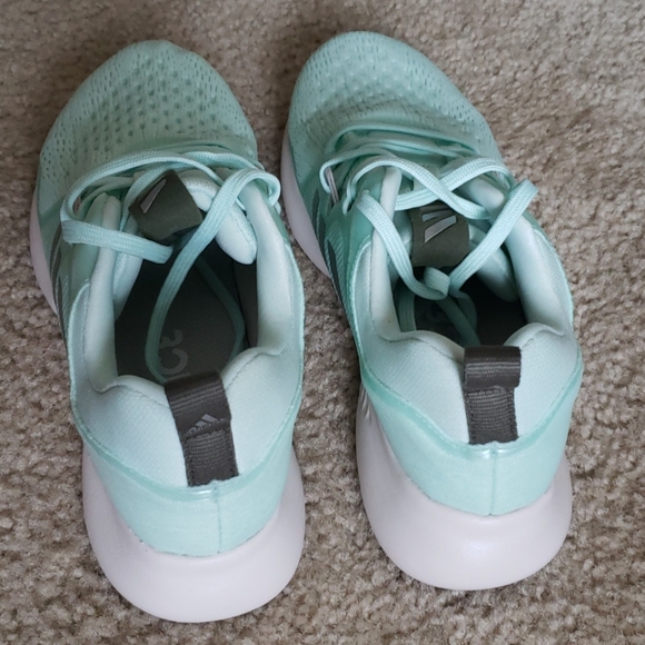 Adidas edgebounce running shoe - Picture 3 of 10